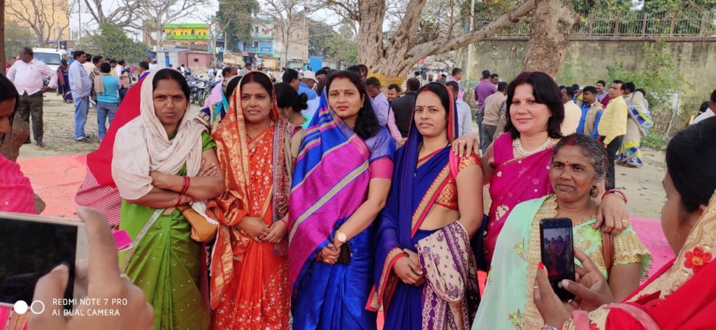 शिक्षक समाज का दर्पण