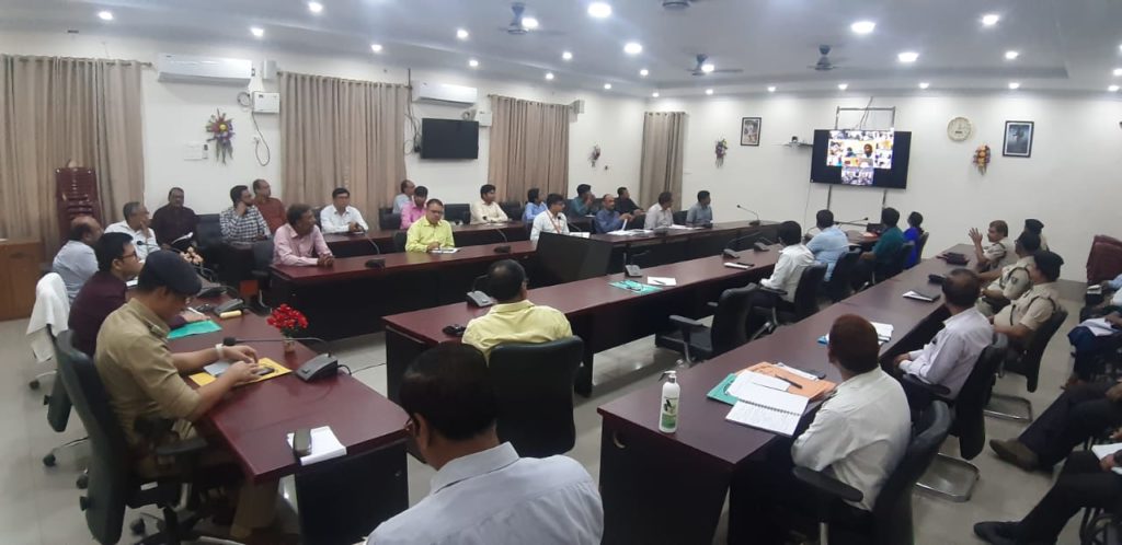 Strict action for lockdown in district: District Magistrate