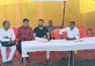 भगवानपुर हाट में एनडीए,राजद जन सुराज के कैंम्प में जमे रहे कार्यकर्ता